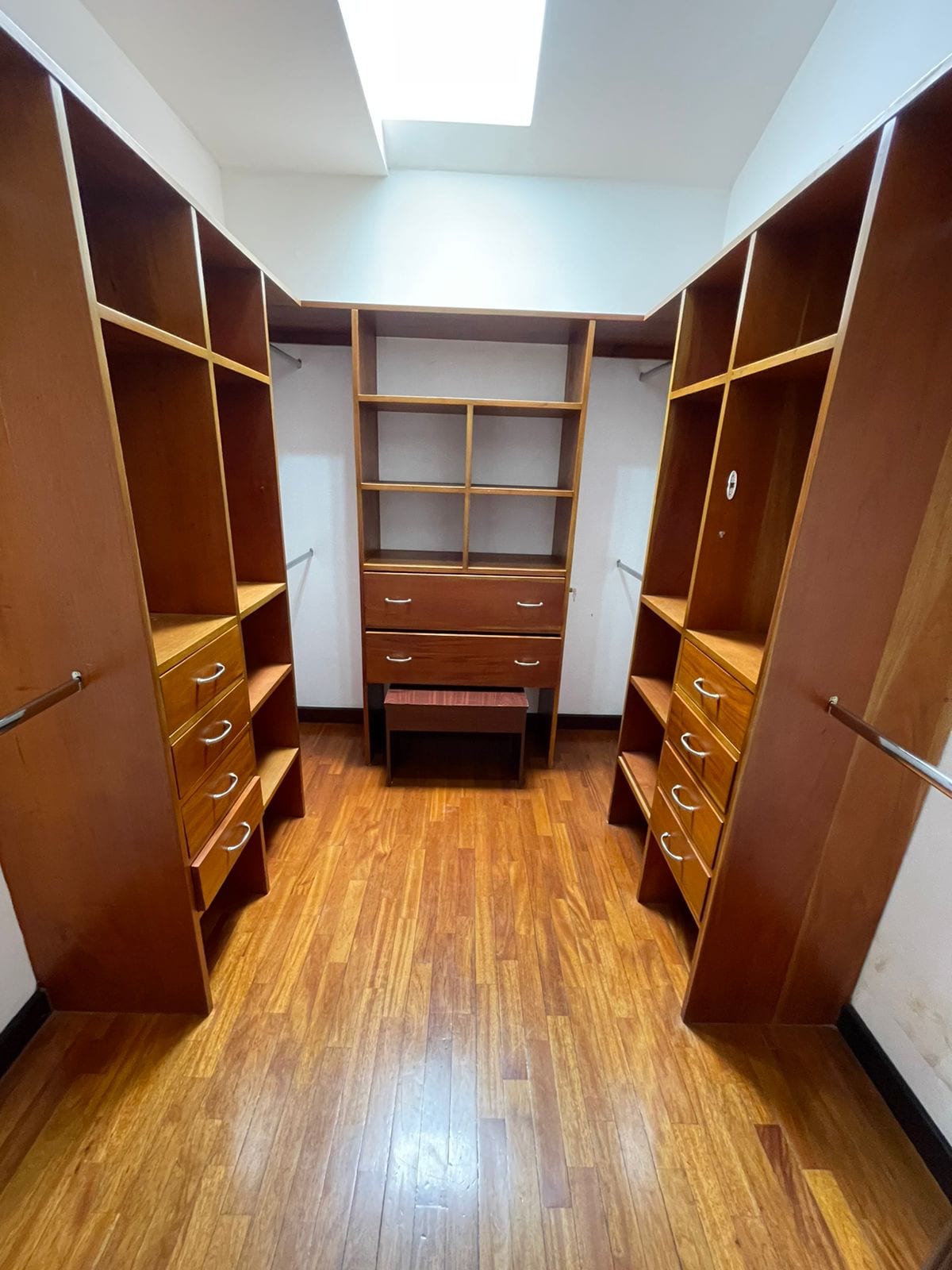 Casa en Venta en Condominio Exclusivo Zona 10 — foto 4 de 8