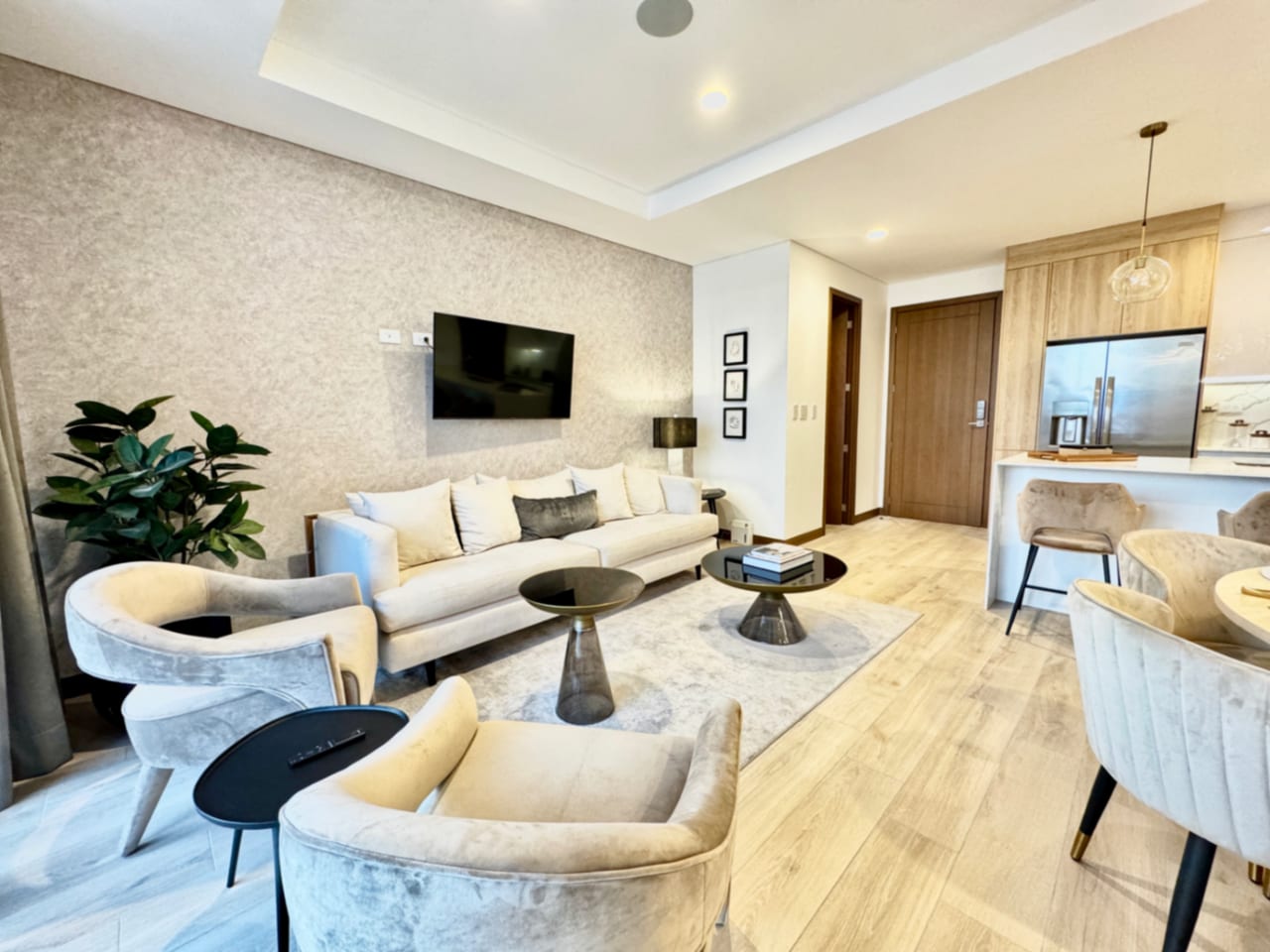 Apartamento 3 dormitorios + sala familiar — foto 14 de 17