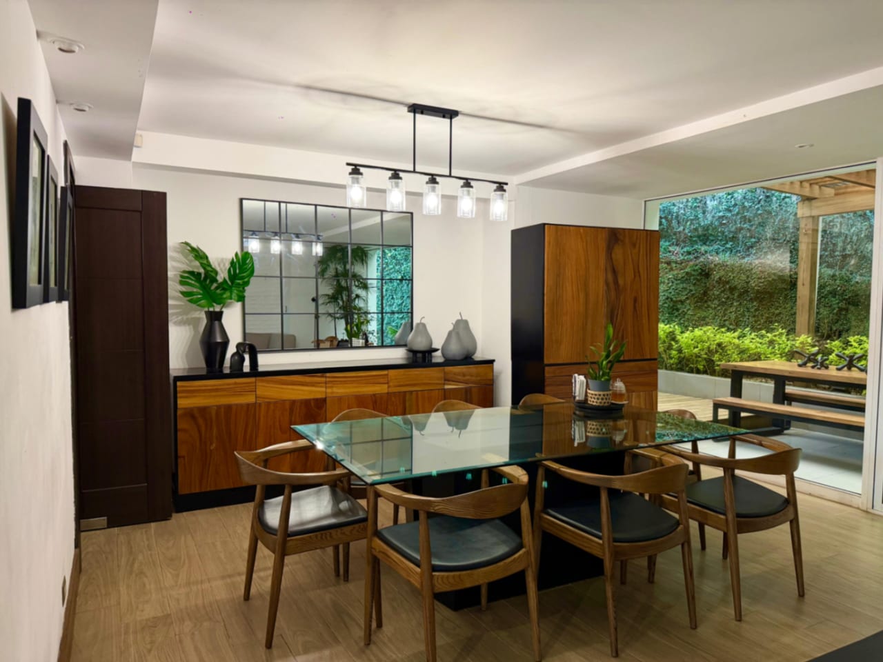 Hermosa casa en venta zona 16 dentro de condominio a 4 min de Cayala — foto 8 de 10