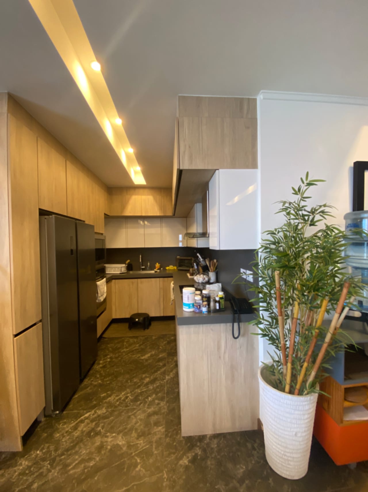 Excelente Apartamento en Alquiler en Zona 10 — foto 3 de 14