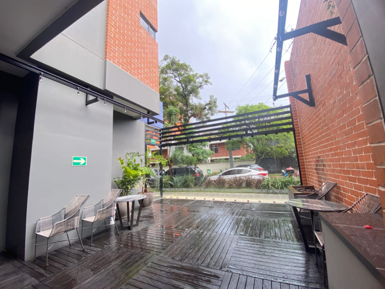 Excelente Apartamento en Alquiler en Zona 10 — foto 13 de 14