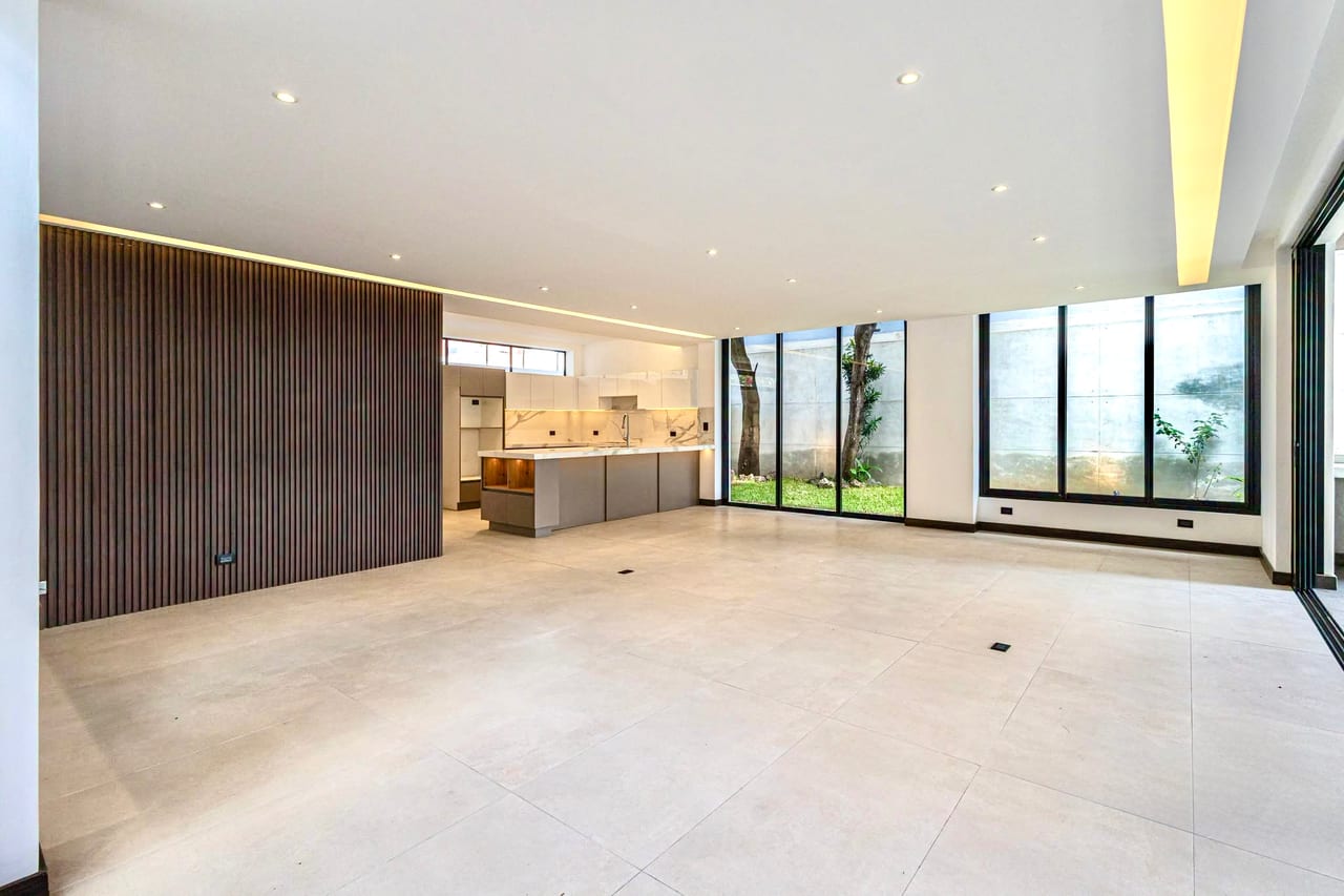 Casa moderna dentro de garita en venta en zona 13 — foto 3 de 7