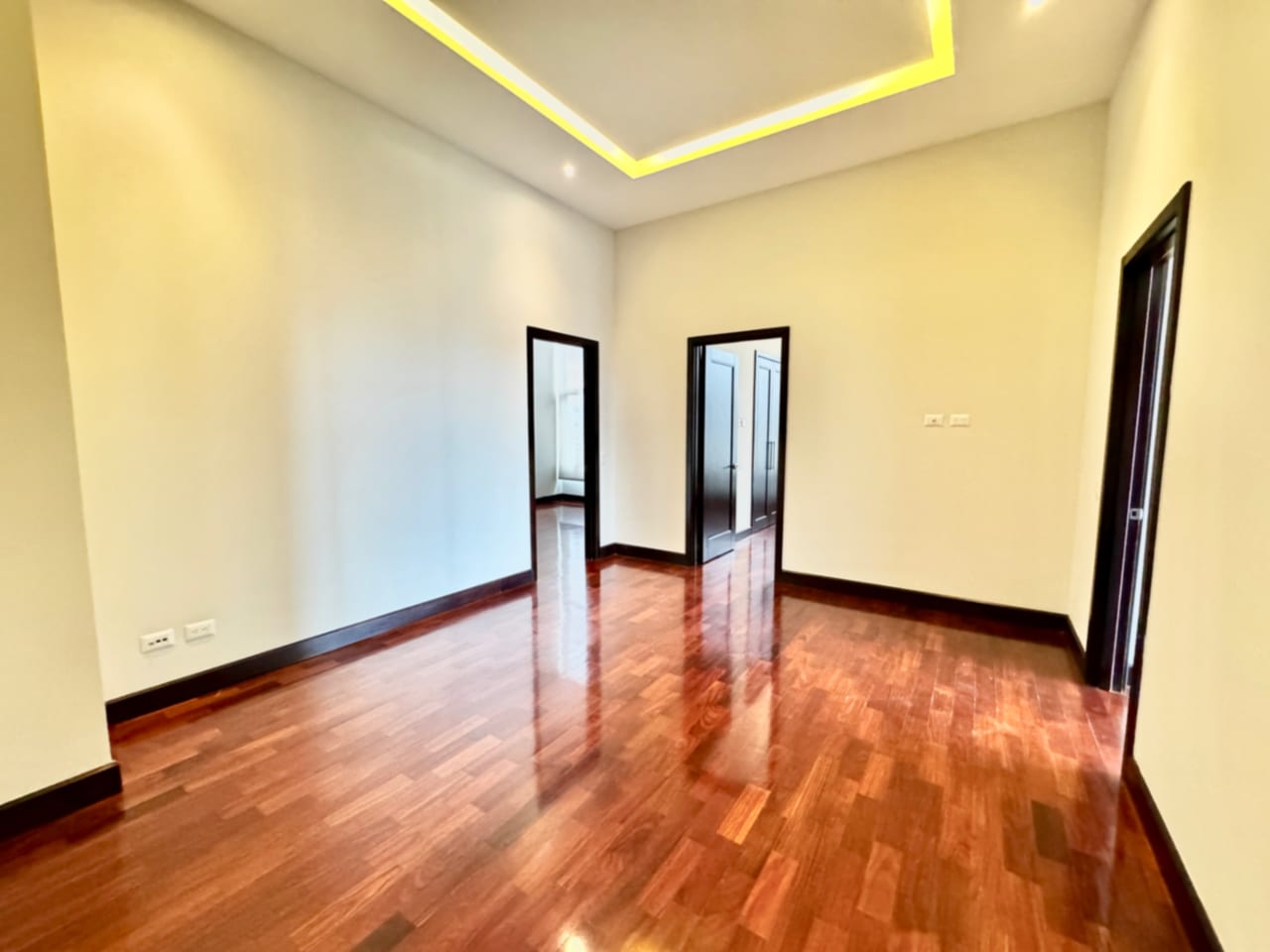 Apartamento en alquiler zona 14 — foto 8 de 14