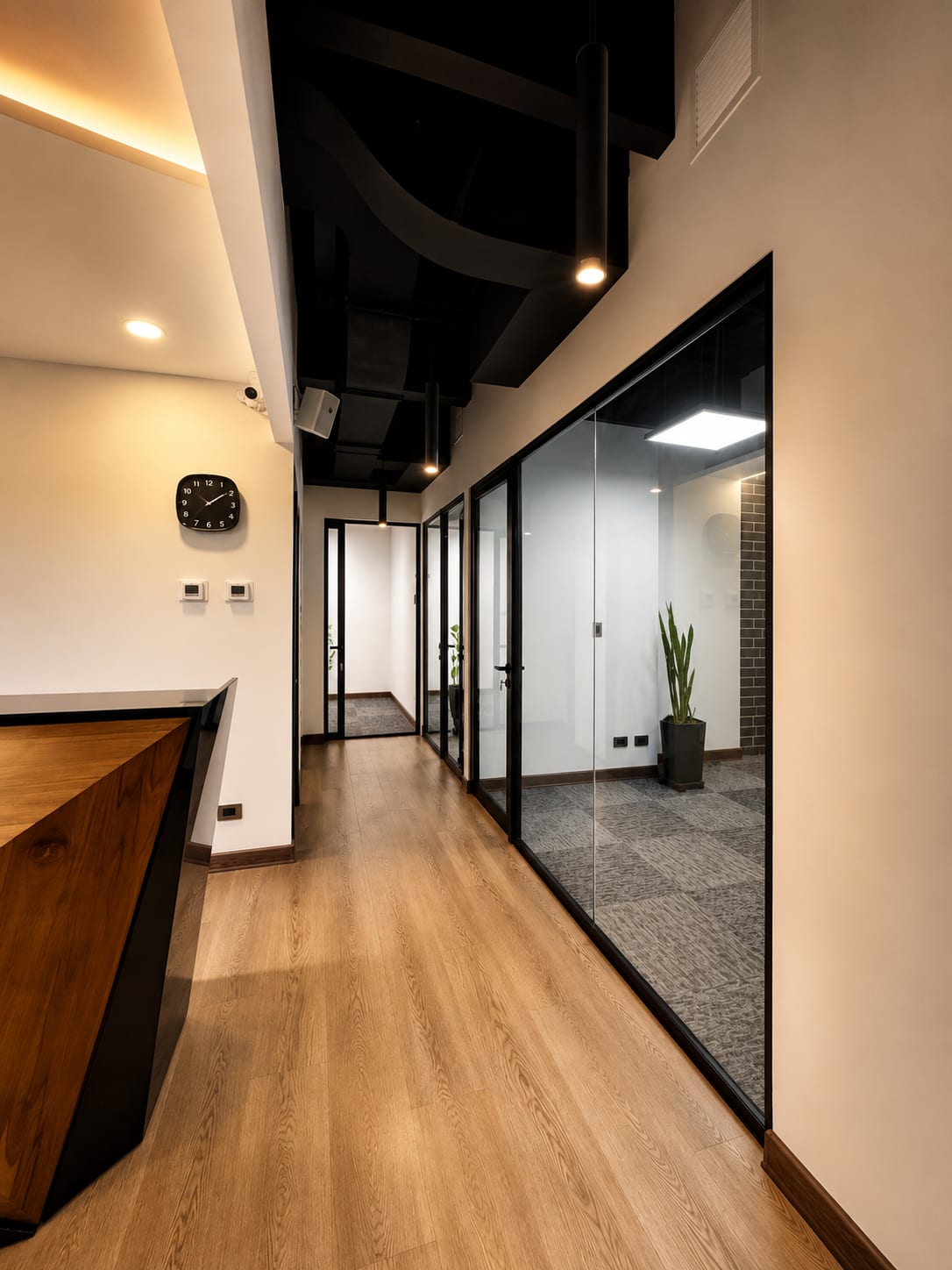 Oficina de 100 m² en Renta en zona 15 — foto 7 de 9