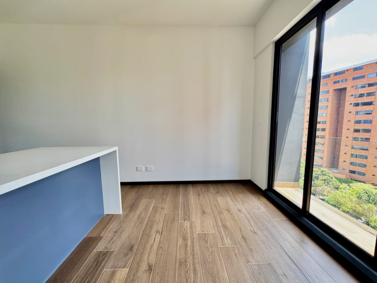 Apartamento de 1 dormitorio en venta zona 10, a pasos del CC La Estación — foto 9 de 17