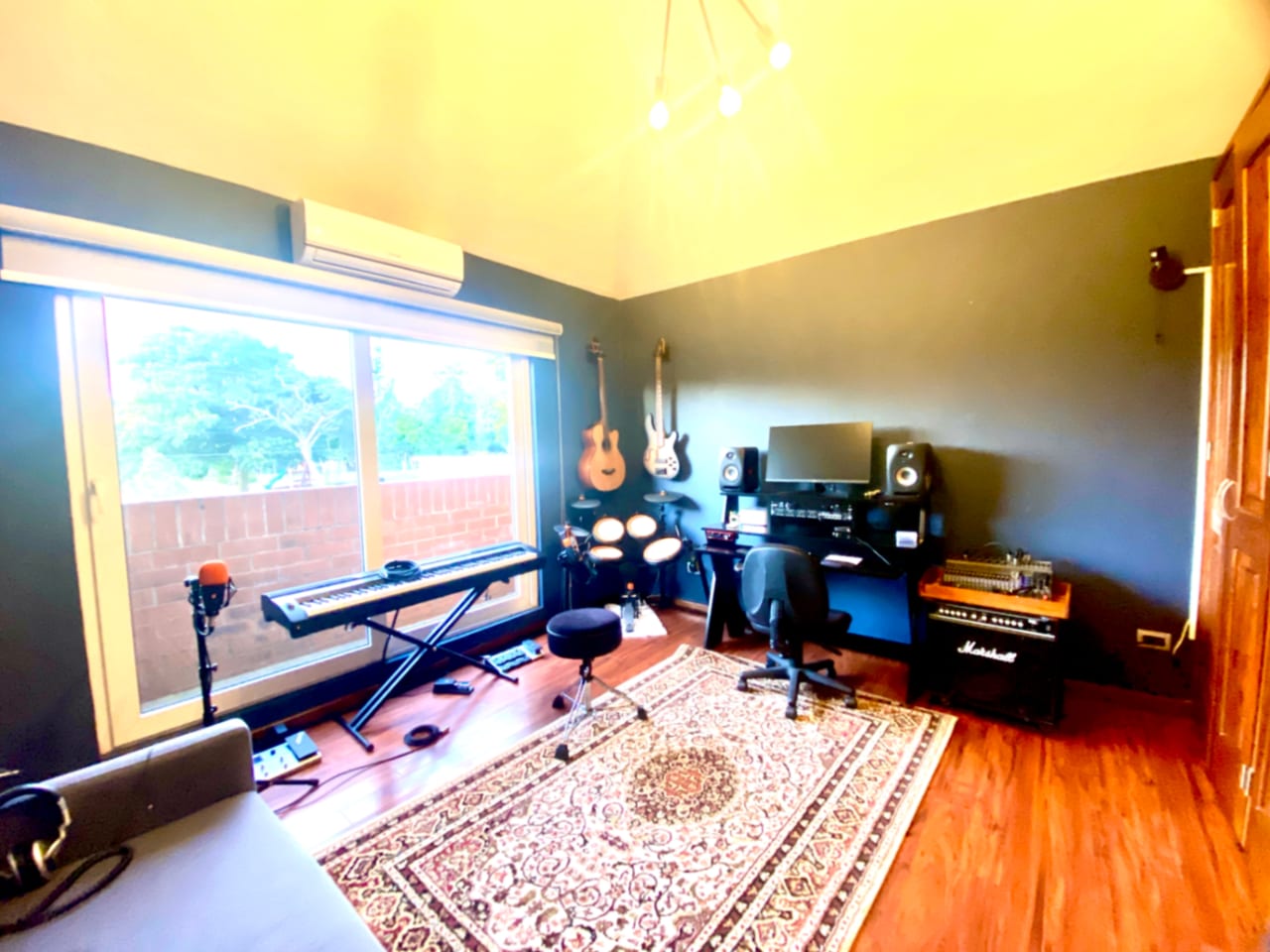 Preciosa Casa en Venta en Zona 16 — foto 8 de 17