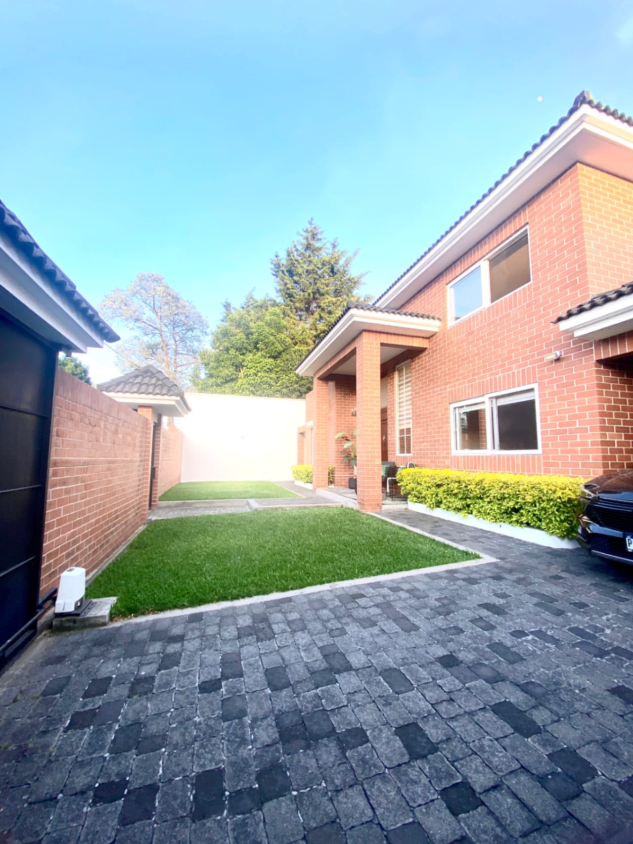 Preciosa Casa en Venta en Zona 16 — foto 10 de 17