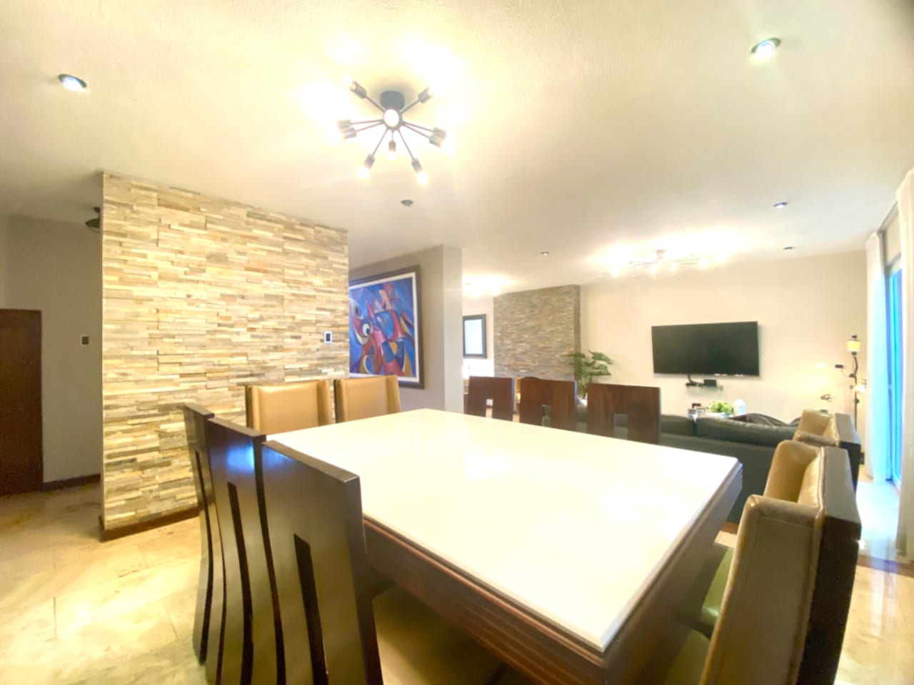 Preciosa Casa en Venta en Zona 16 — foto 16 de 17