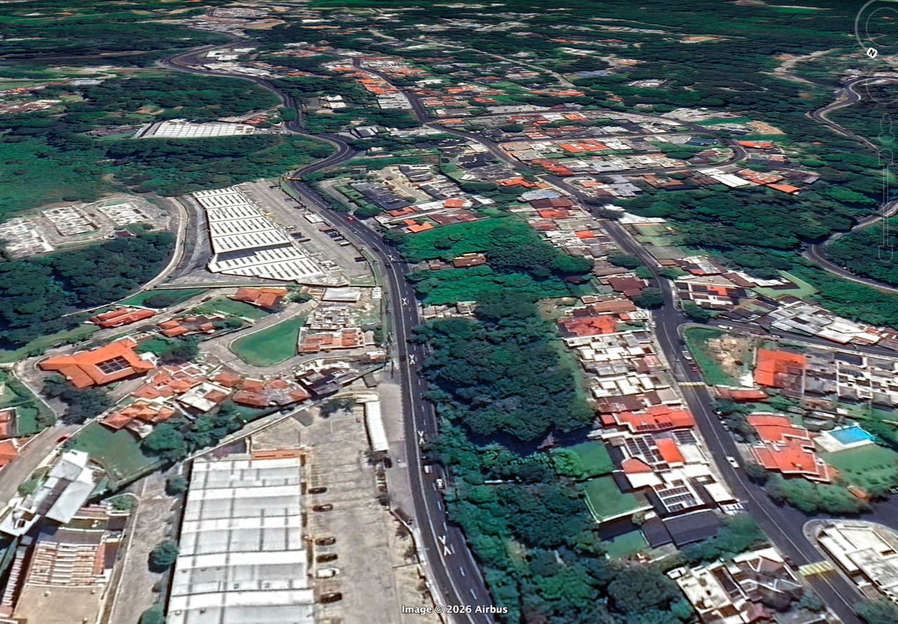 Terreno comercial en venta de 2,660 vrs2 en el Km. 6.5, Muxbal. — foto 1 de 3