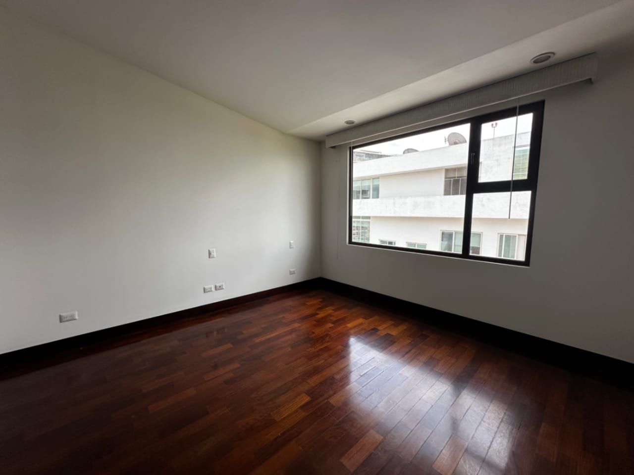 Espectacular PENTHOUSE en ZONA 14 — foto 10 de 16