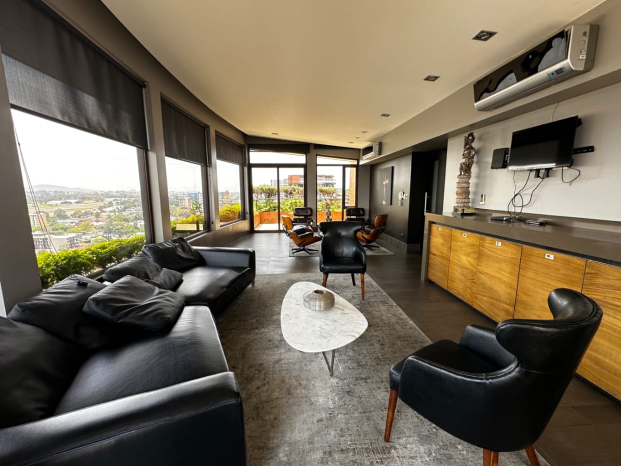 Espectacular PENTHOUSE en ZONA 14 — foto 13 de 16