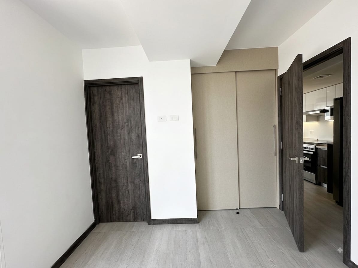 Apartamento en Renta Zona 15 — foto 8 de 12
