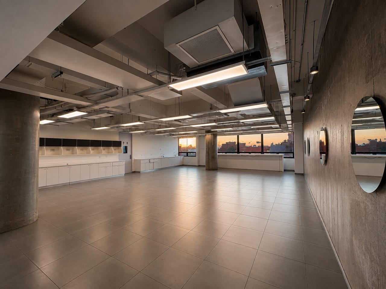 Oficina de 1,013.63 m² en Renta en Avenida de las Américas, zona 13. — foto 10 de 11