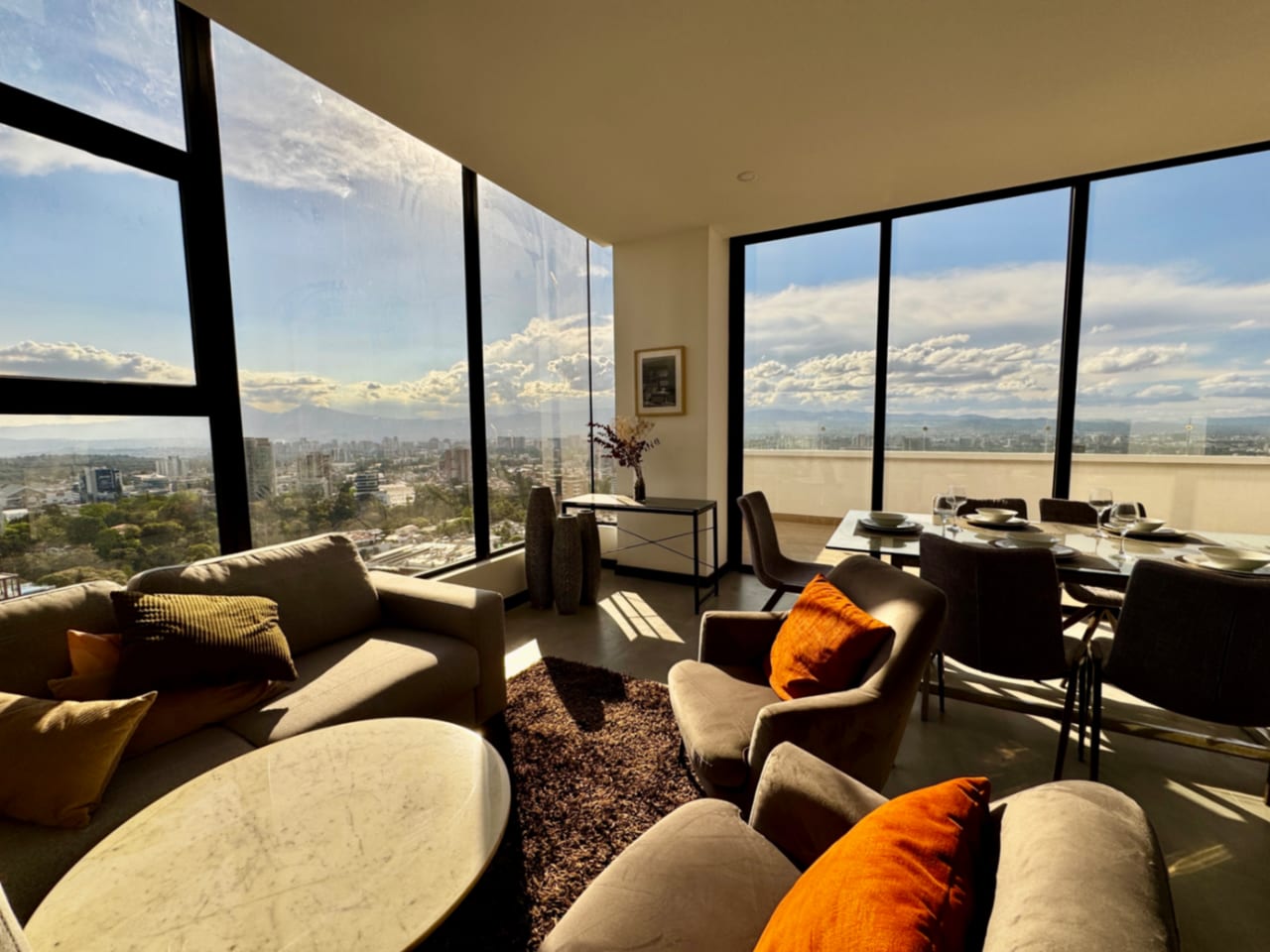 Terraza con apartamento en zona 15 vh 2 — foto 8 de 11