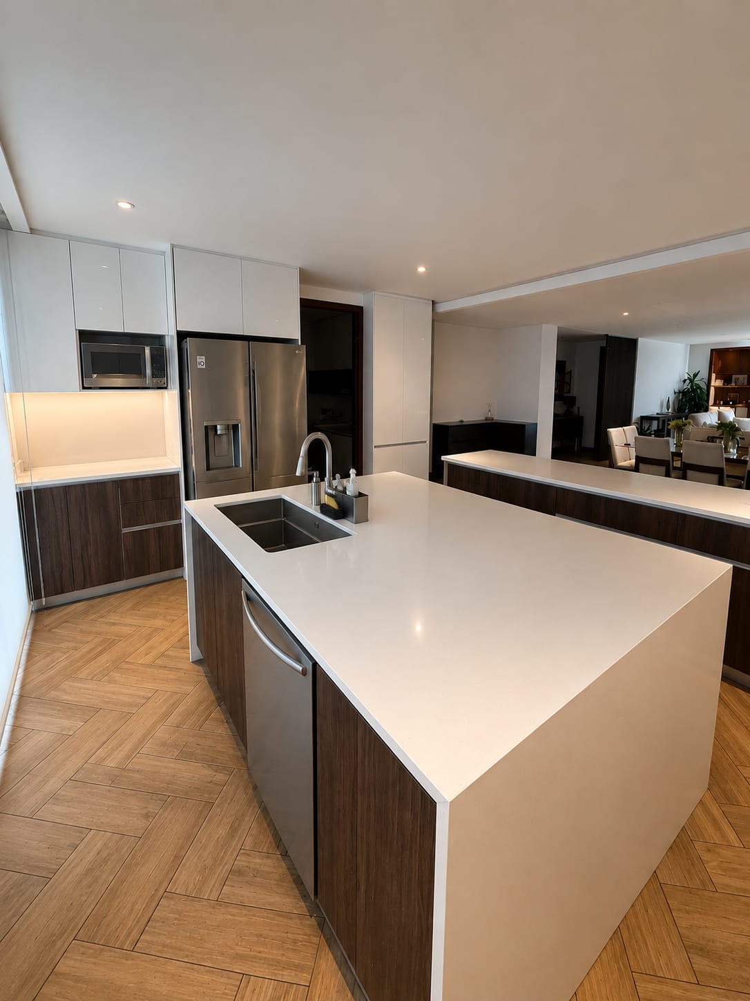 Apartamento de 246 mts2 en venta en zona 10 — foto 11 de 16