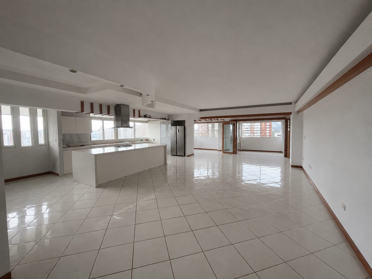 Amplio Apartamento en Venta en zona 13 | 3 Dormitorios — foto 4 de 4