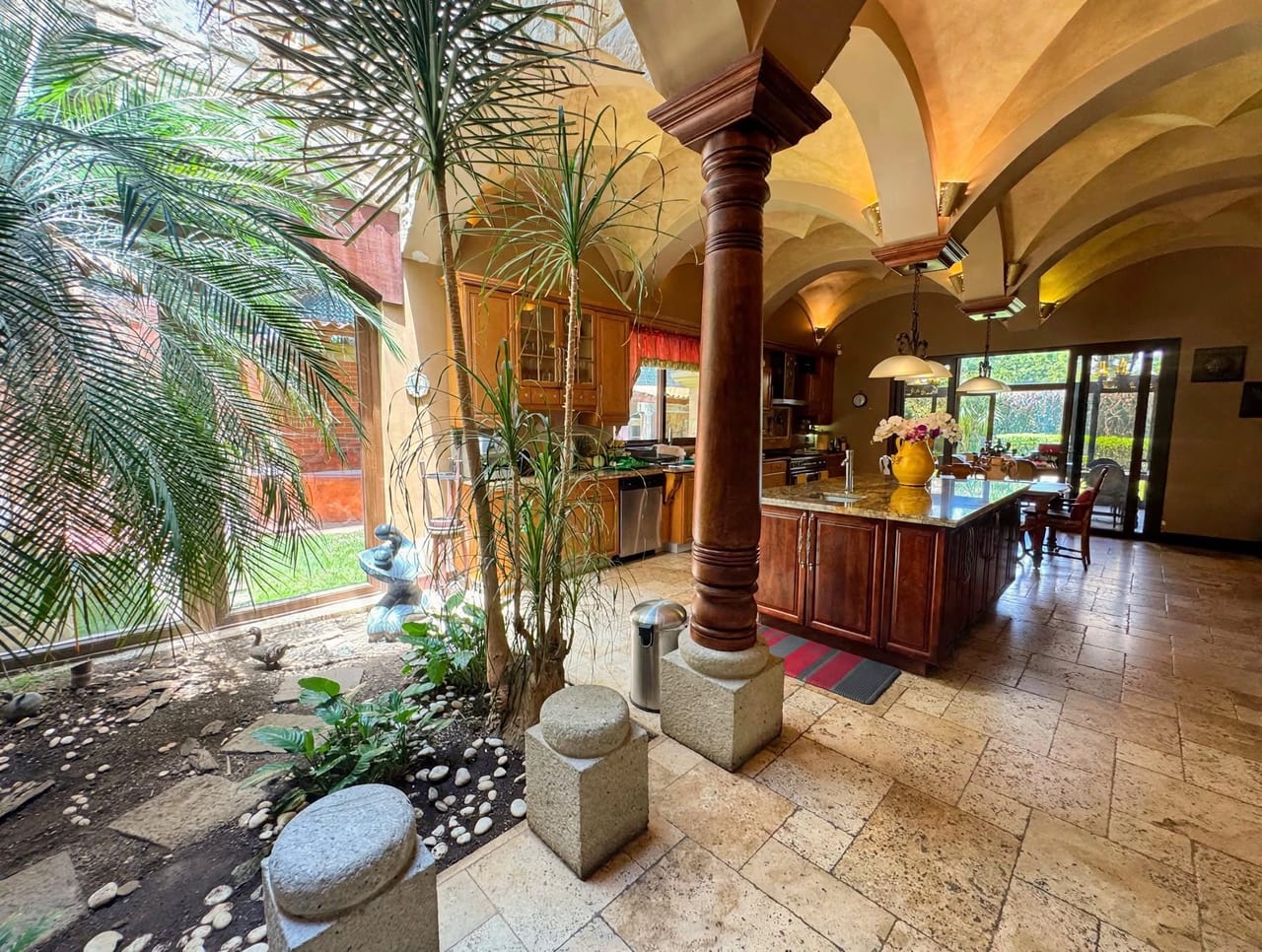 Espectacular Casa Familiar en Venta en Muxbal — foto 6 de 17