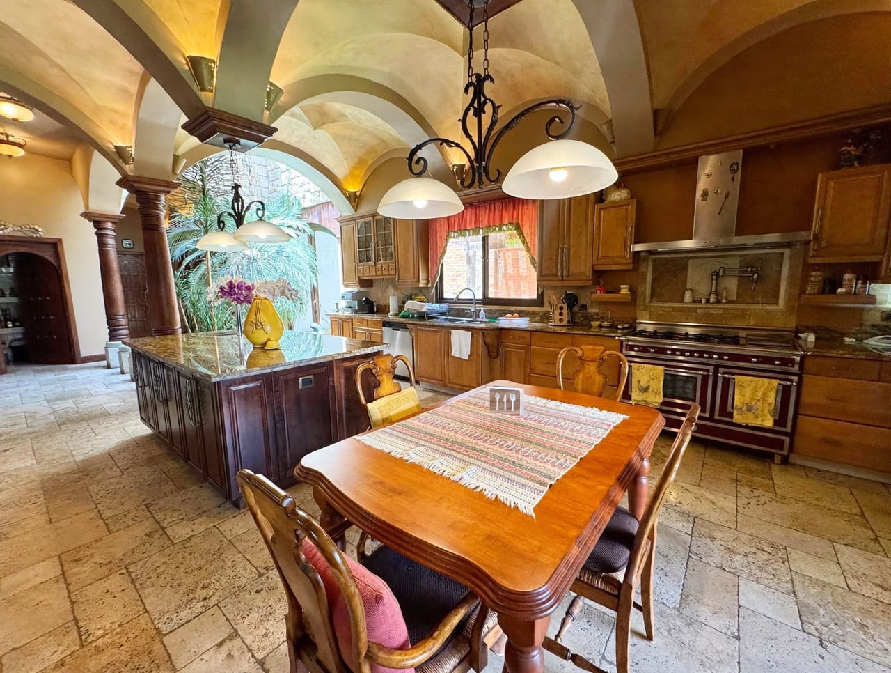 Espectacular Casa Familiar en Venta en Muxbal — foto 7 de 17
