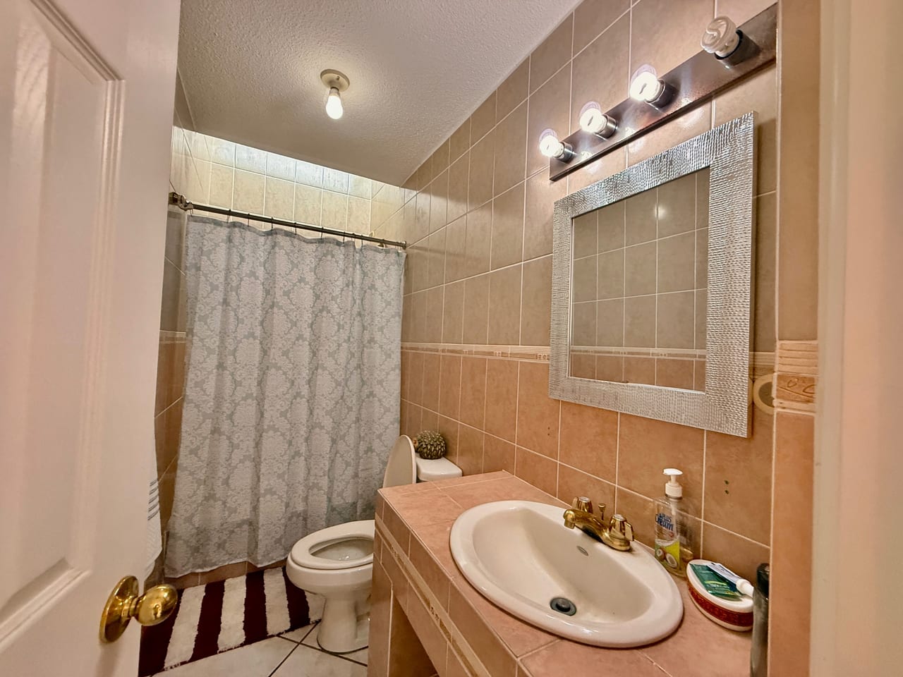 Espaciosa casa en venta — foto 5 de 13