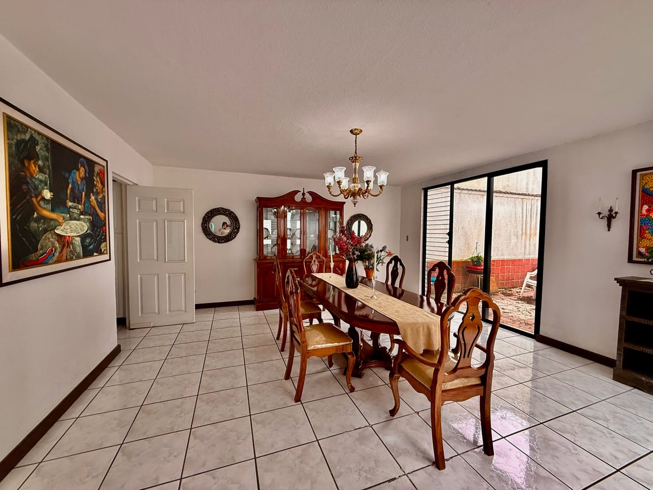 Espaciosa casa en venta — foto 11 de 13