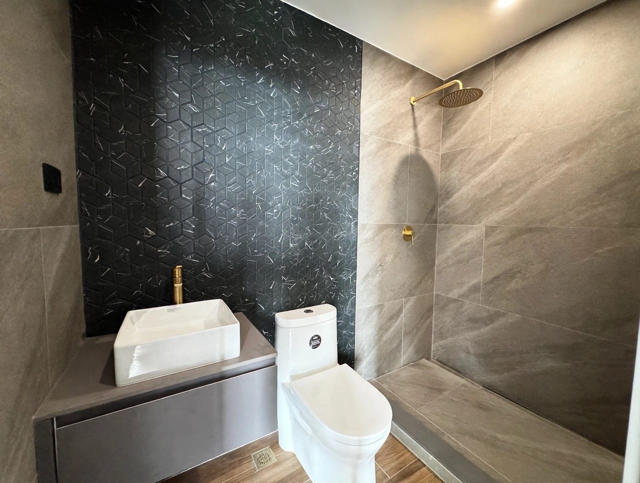 Apartamento para estrenar de 2 dormitorios en venta zona 10 — foto 12 de 17