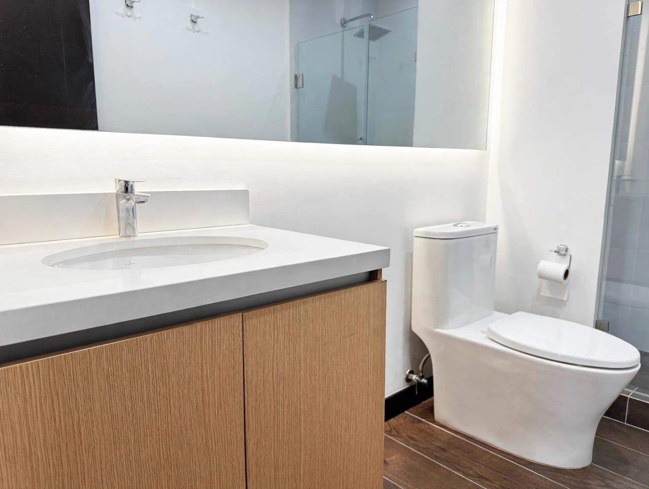 Apartamento de 2 dormitorios en alquiler sobre Diagonal 6, zona 10 — foto 13 de 15