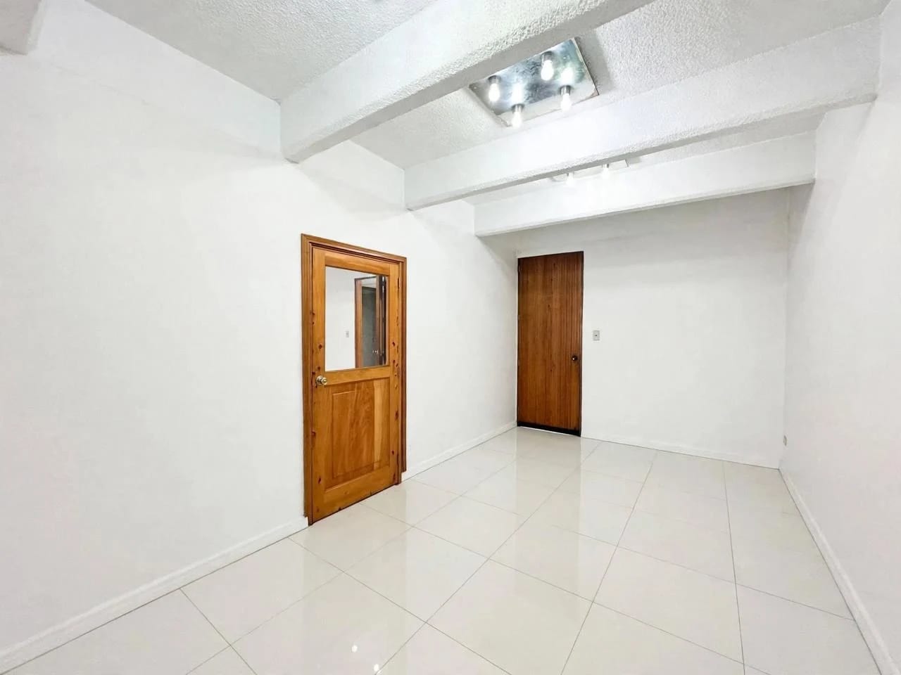Edificio en Alquiler en Zona 4 — foto 6 de 12