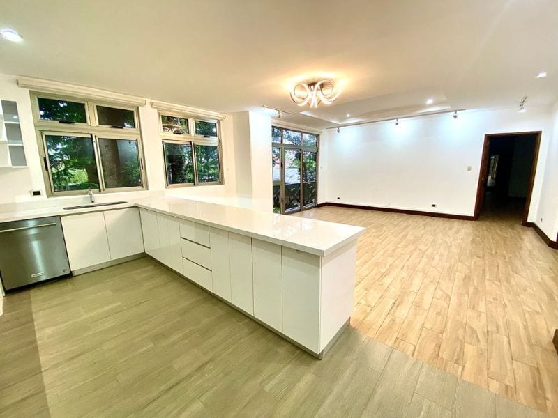 Apartamento en alquiler de 3 hab. en Oakland, Z.10 — foto 9 de 14