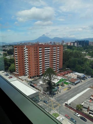 Oficina 76 m2 en renta, zona 10 Torino — miniatura 5 de 15
