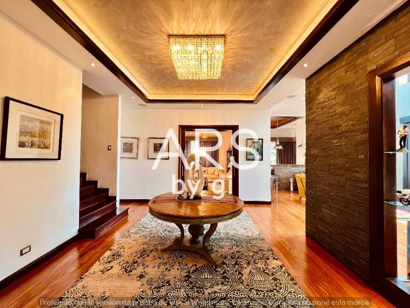 Lujoso Penthouse en zona 15 — foto 1 de 16