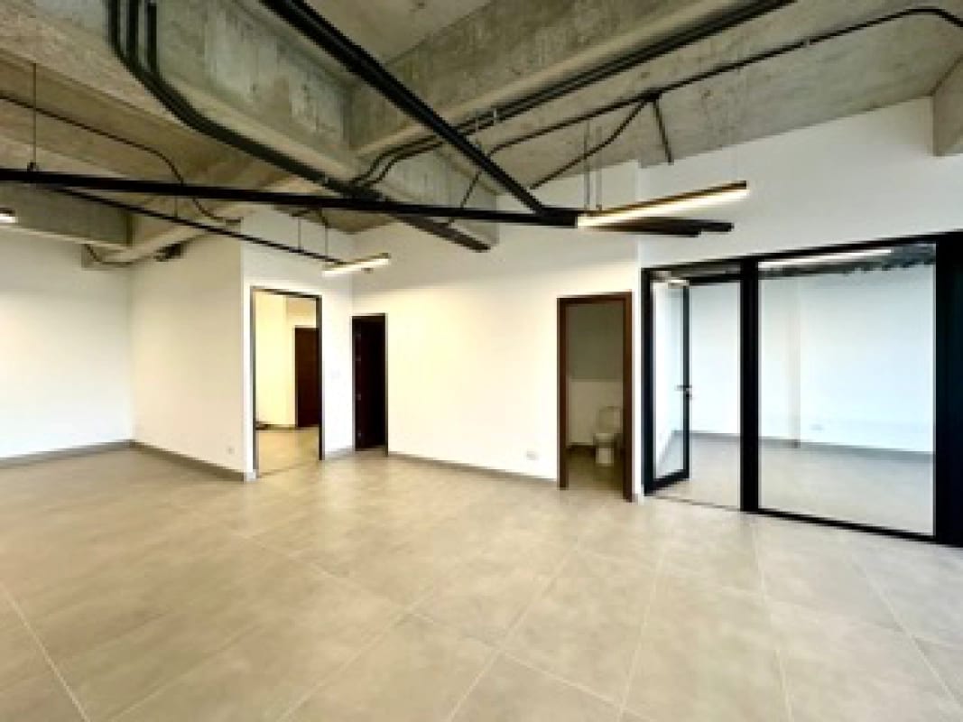 Oficina nueva de 137 mts2 en venta en zona 13 — foto 8 de 11