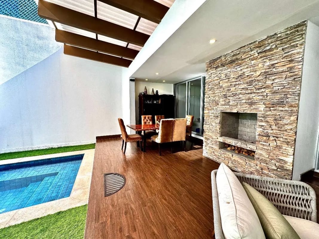 Casa moderna con piscina 4 habs / fuera de garita Z.14 — foto 6 de 16