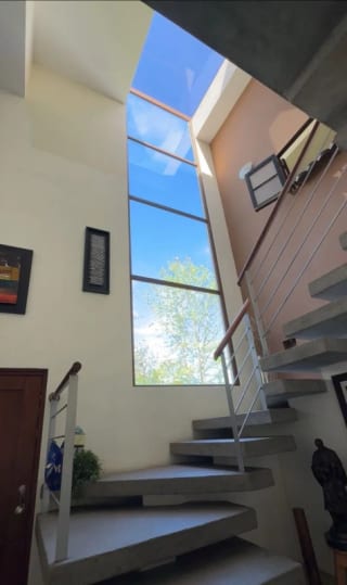 Linda casa en venta en condominio exclusivo de zona 16 — miniatura 1 de 15