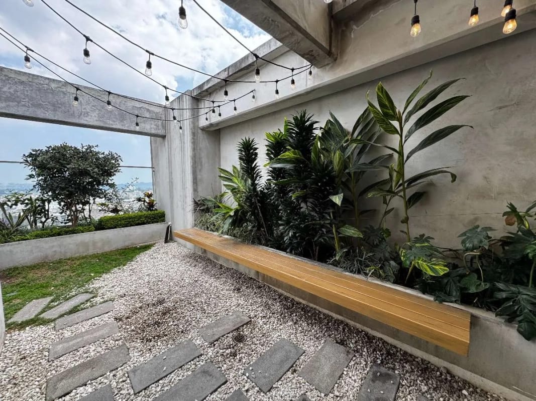 Apartamento de 2 niveles en zona 4 — foto 3 de 17