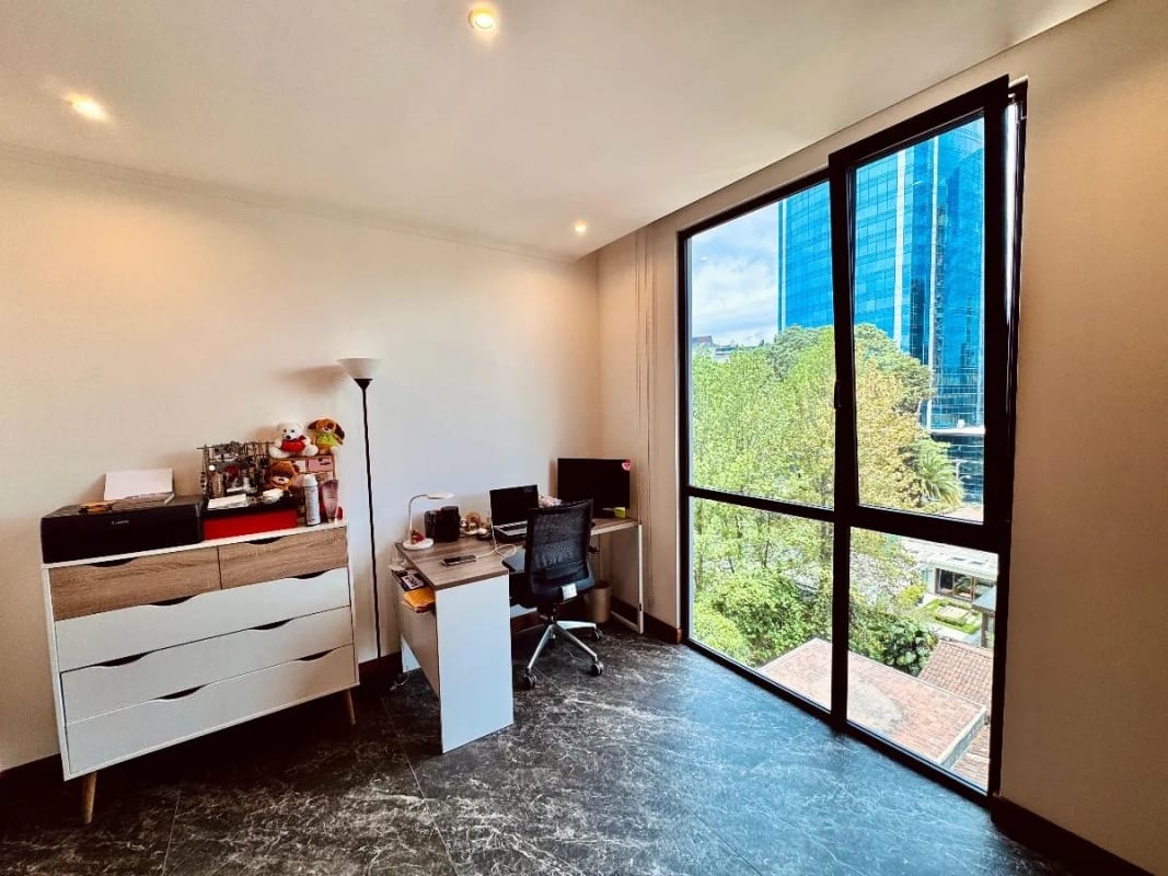 Apartamento en Renta en Zona 10 con Espacios Amplios y Funcionales + Amenidades Exclusivas — foto 15 de 17