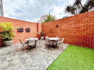 Apartamento en Venta en Zona 10 con Espacios Amplios y Funcionales + Amenidades Exclusivas — miniatura 5 de 17