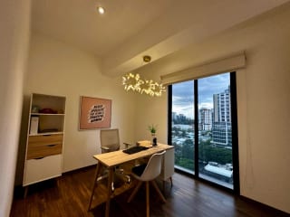 3 dormitorios, cuarto de servicio y sala familiar! — miniatura 10 de 14