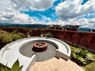 Lindo apartamento en venta en Edificio Baden, Zona 15 — miniatura 3 de 15