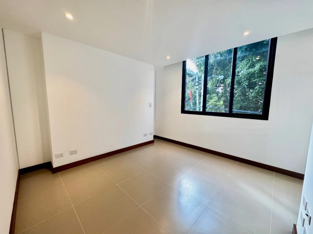 Apartamento en venta como casa en zona 13 — foto 8 de 15