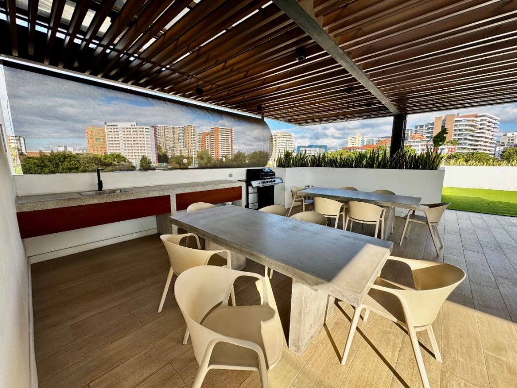 Apartamento de 2 dormitorios en venta en zona 13 — foto 3 de 17