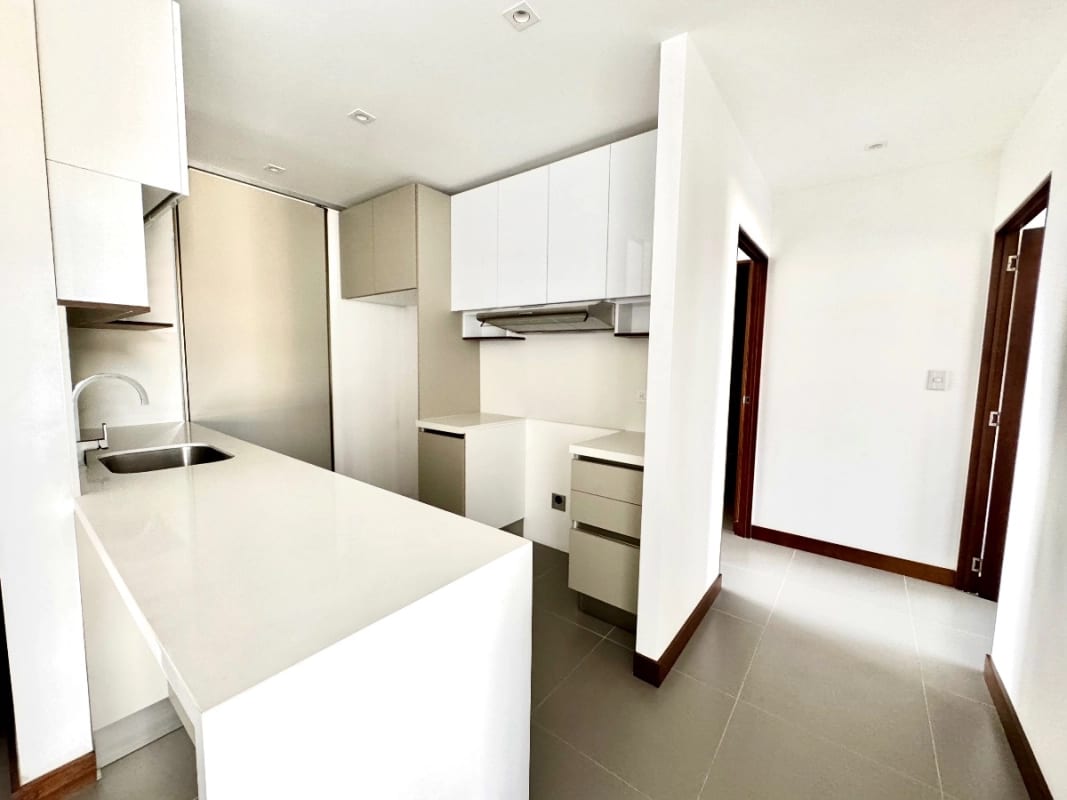 Apartamento de 2 dormitorios en venta en zona 13 — foto 8 de 10