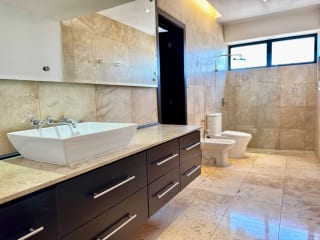 PH único en venta en zona 14 — miniatura 11 de 16
