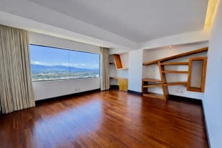 PH único en venta en zona 14 — miniatura 7 de 16