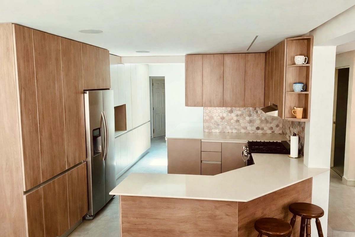 Linda Casa Remodelada en Zona 13 — foto 1 de 5