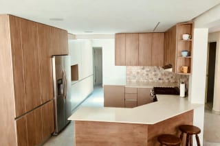 Linda Casa Remodelada en Zona 13 — miniatura 1 de 5