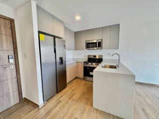 Apartamento de 2 dormitorios en venta en zona 14 — miniatura 10 de 17