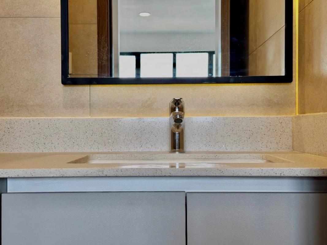Apartamento en venta para amantes de las vistas y los aviones — foto 16 de 17