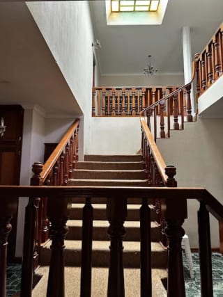 HERMOSA CASA EN COLONIA PRIMAVERA, ZONA 11 — miniatura 1 de 15