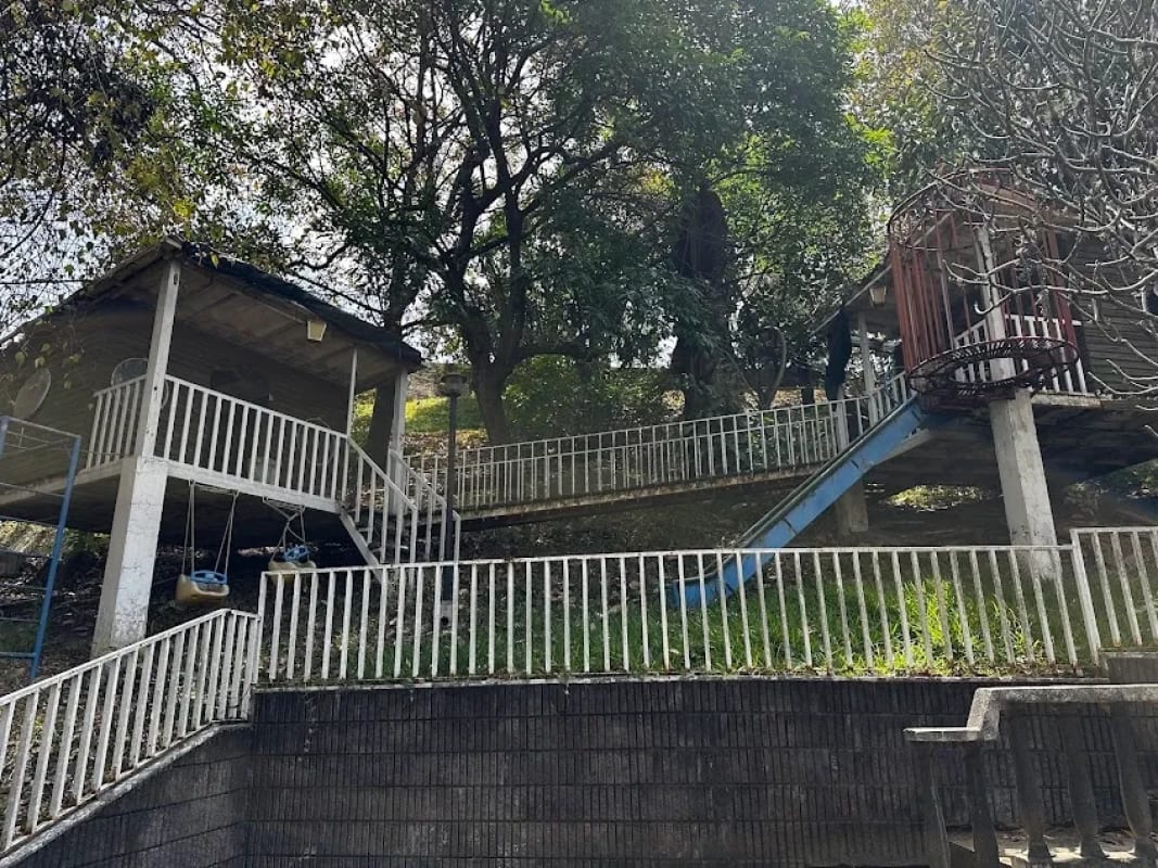 HERMOSA CASA EN COLONIA PRIMAVERA, ZONA 11 — foto 9 de 15