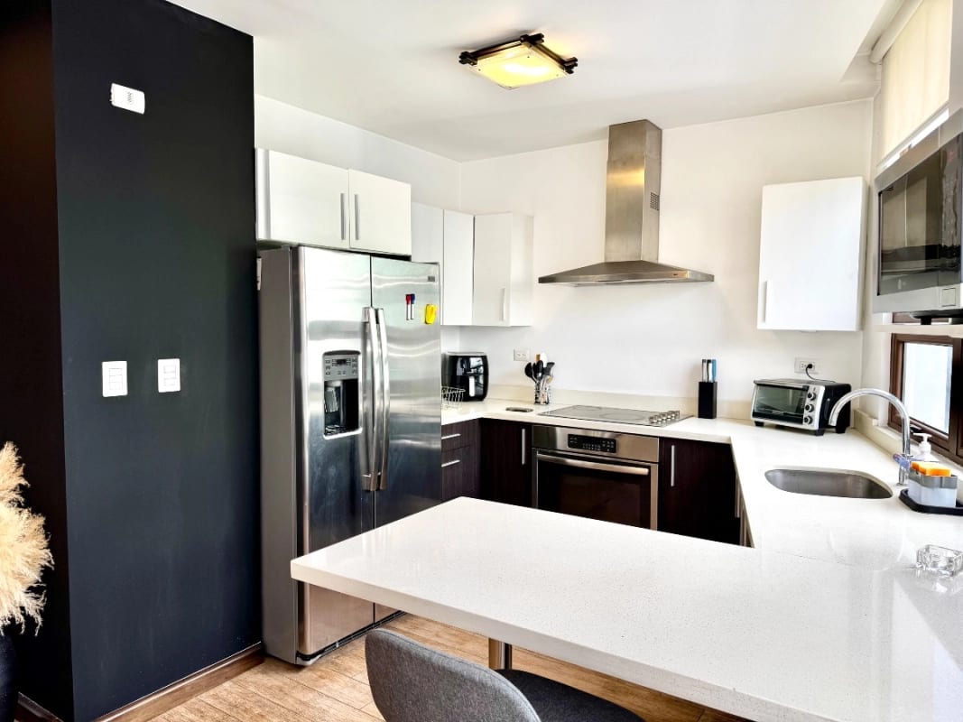 Apartamento amueblado en alquiler zona 15 vh2 — foto 12 de 14